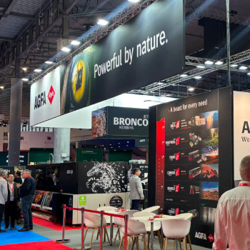 Com Base3 Espanya va convertir el repte més gran d'AGFA a FESPA en una lliçó d'arquitectura efímera 